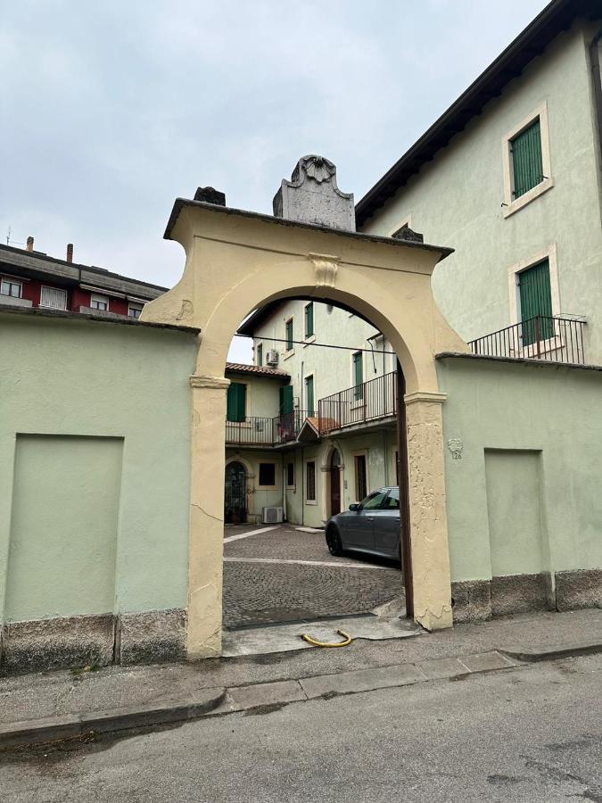 Dreaming Borgo Roma Apartment ヴェローナ エクステリア 写真